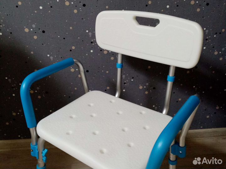 Стул для ванной