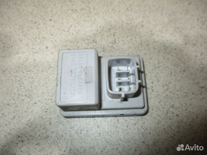 Реле Toyota Camry 50