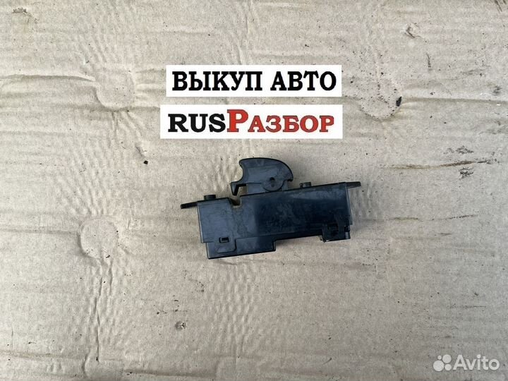 Кнопка стеклоподъемника Мицубиси Лансер 10