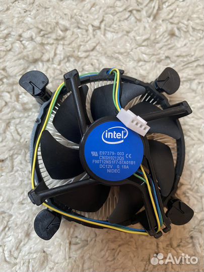 Кулер для компьютерного процеccора intel original