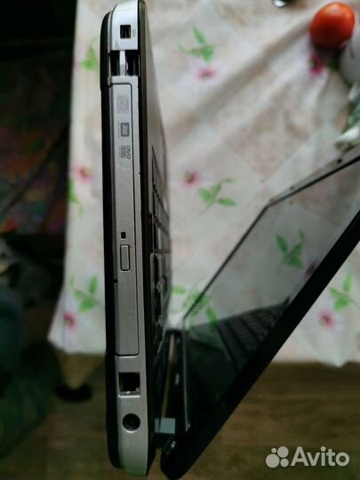 Ноутбук dell vostro 1015