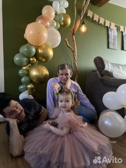 Платье праздничное