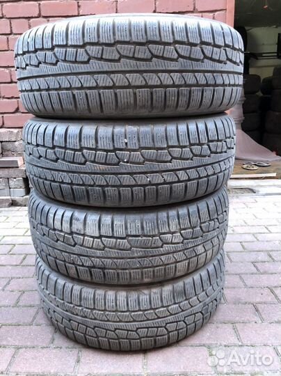 Nokian Tyres WR G2 SUV 235/60 R18