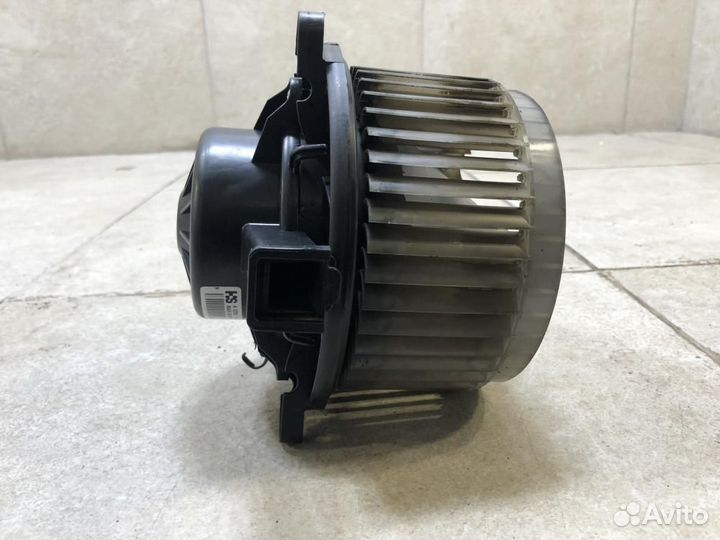 Моторчик отопителя Chevrolet Cruze J300