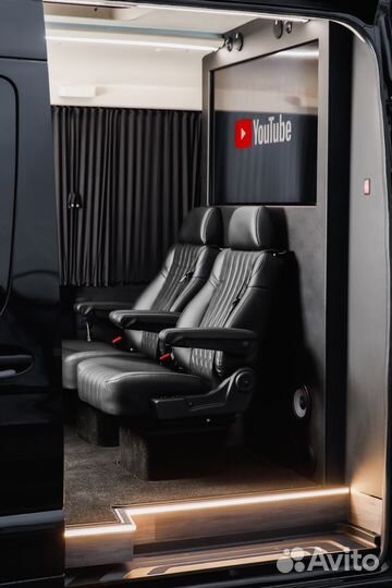 Аренда микроавтобуса Mercedes VIP кабинет 7 мест