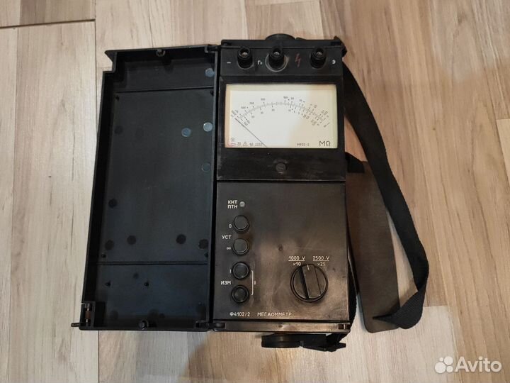 Мегаомметр Ф4102/2