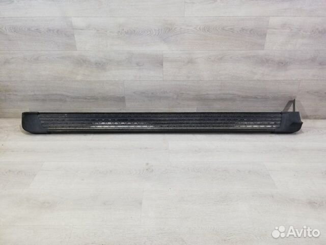 Подножка левая Toyota Land Cruiser 200 2008