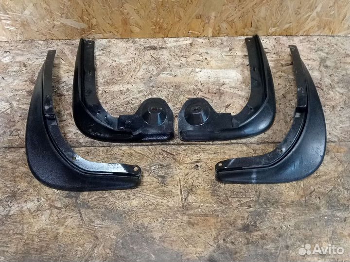 Брызговик задний Skoda Octavia A5