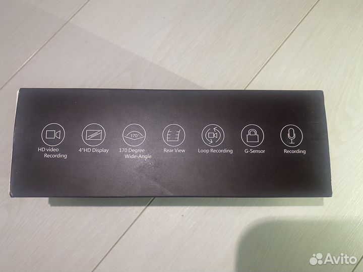 Видеорегистратор с тремя камерами