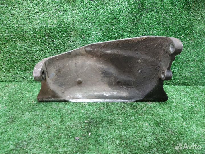 Кожух маховика Toyota Caldina, I 1993