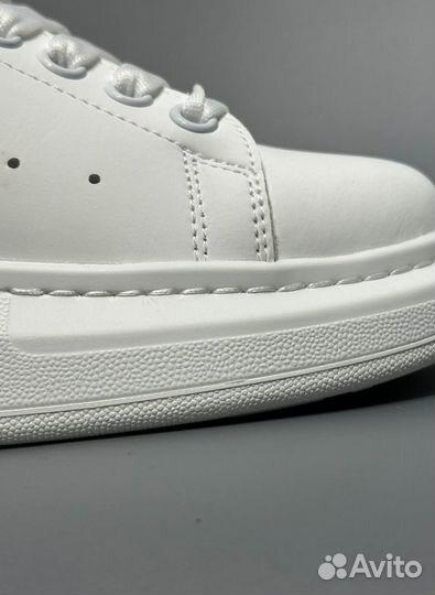 Кеды Alexander Mcqueen белые