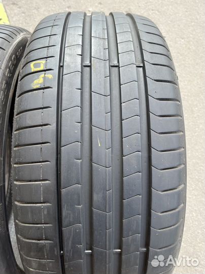 Pirelli P Zero PZ4 245/35 R20