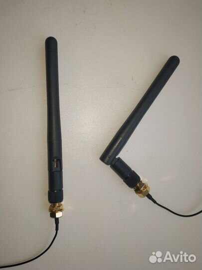 Антенна GSM штырьевая повортная с SMA разъемом