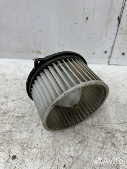 Моторчик печки Hyundai Elantra 3 XD