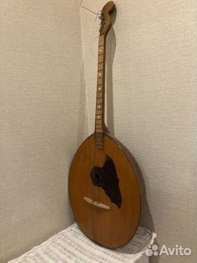 Домра концертная большая