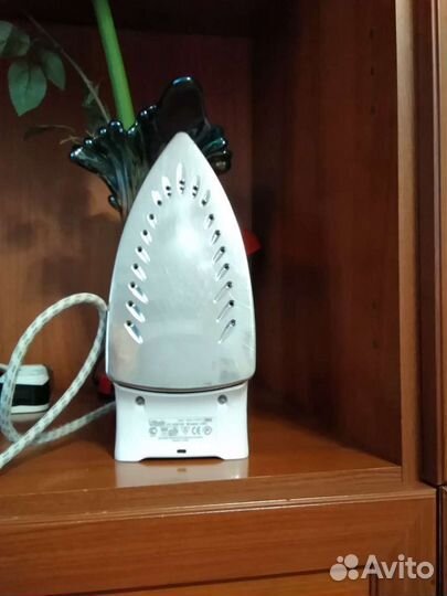 Утюг Vitek Deluxe