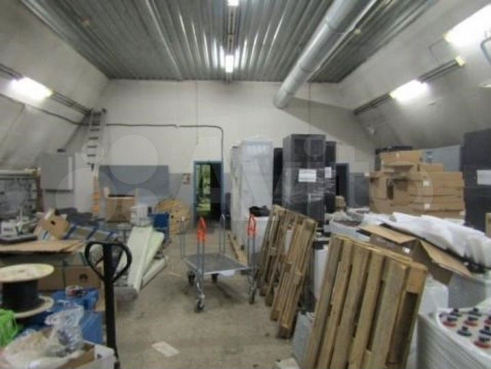 Продается комплекс нежилых зданий 7149.92 м2