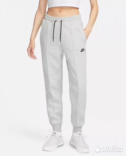 Спортивные штаны Nike женские