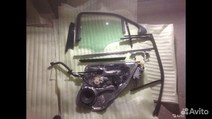 Внутренняя карта двери Mercedes W212