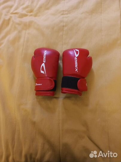 Боксерские перчатки 6 oz