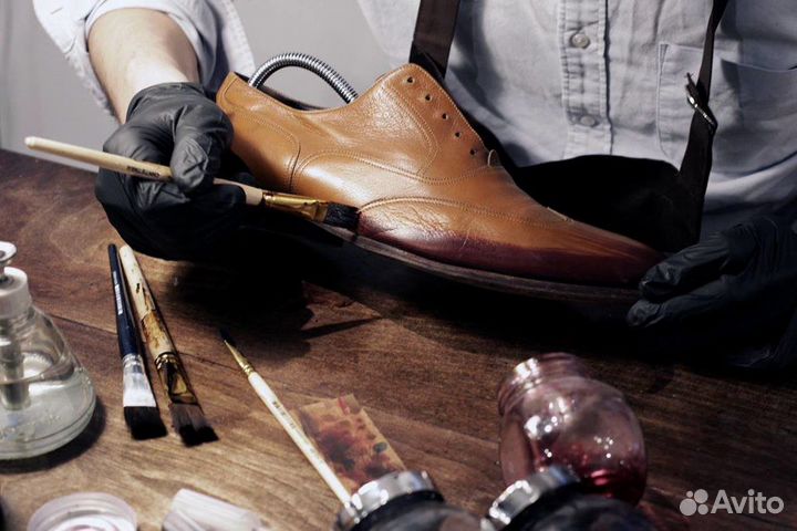 Мастер по покраске кожаных изделий