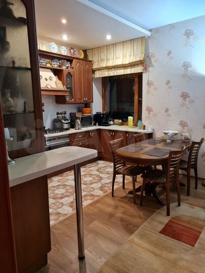 3-к. квартира, 75 м², 3/3 эт.