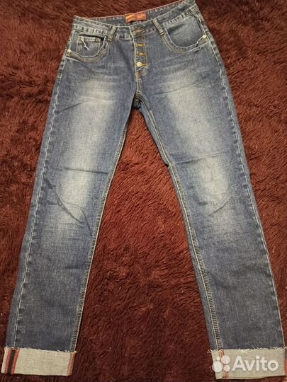 Джинсы