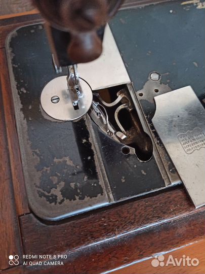 Швейная машинка зингер ручная