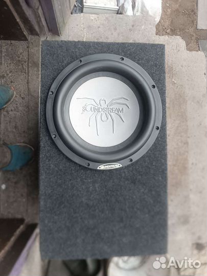 Сабвуфер soundstream 10