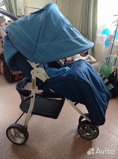 Прогулочная коляска