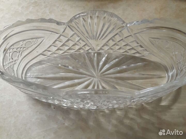 Ваза хрустальная