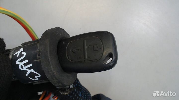 Замок зажигания Renault Trafic, 2008