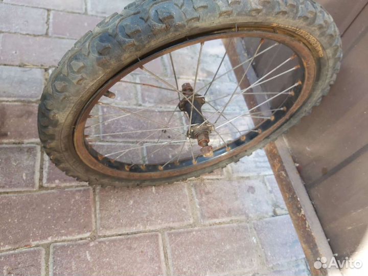 Колеса для велосипеда 18х2.125