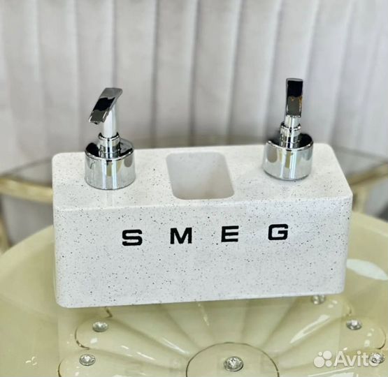 Диспенсер Smeg