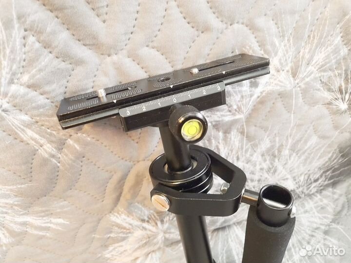 Стедикам для камеры ручной