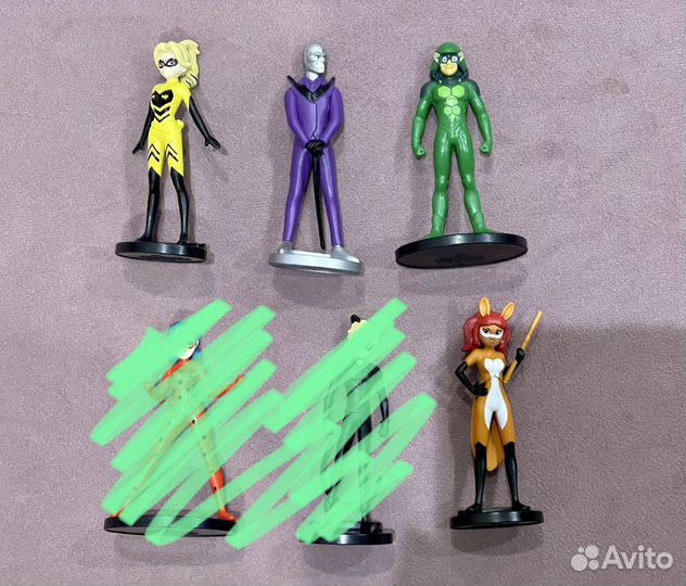 Фигурки sweet box киндер hasbro lost kitties