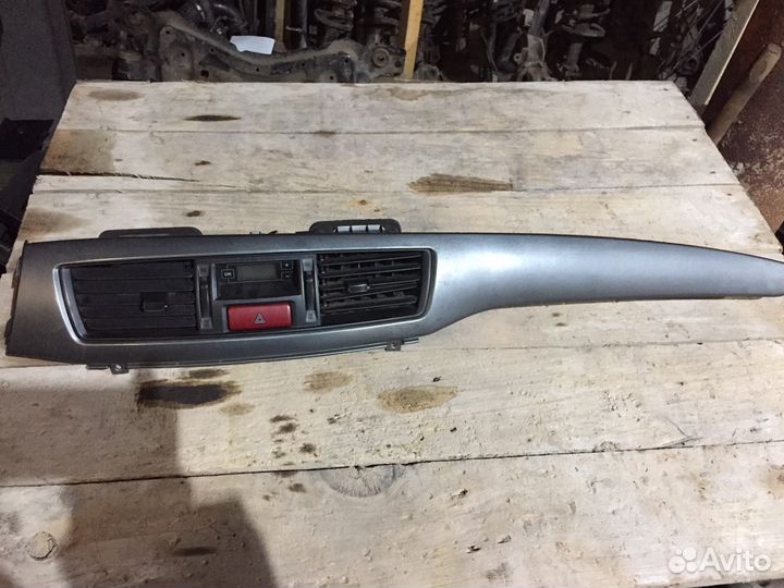 Накладка торпедо бу Митсубиси Лансер 9 Mitsubishi