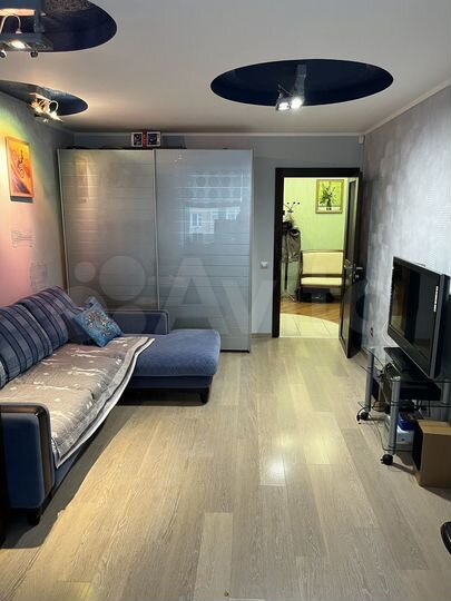 3-к. квартира, 100 м², 6/10 эт.