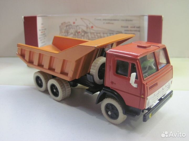 Модель камаз-5511, белая резина, из коллекции