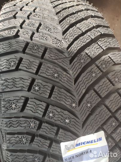 Michelin X-Ice North 4 SUV 235/60 R18 107T