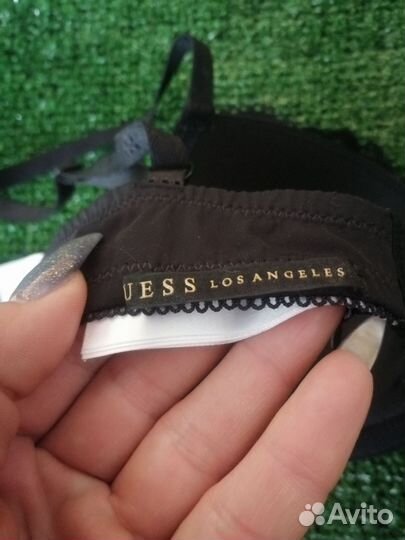 Бюстгальтер Guess