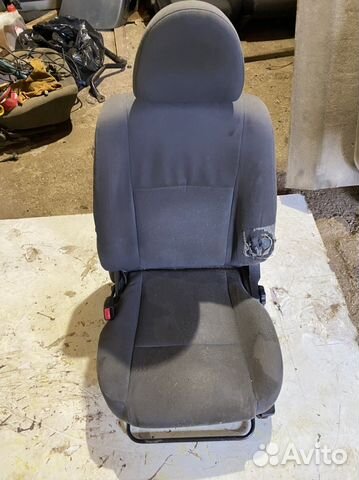 Сидение водительское Nissan Almera n16