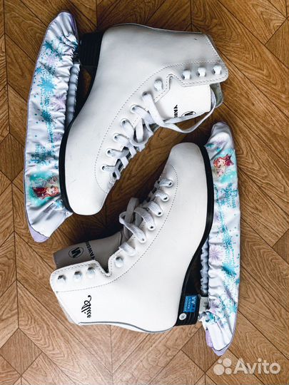 Коньки фигурные детские 33