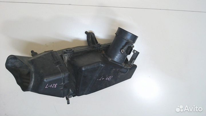 Корпус воздушного фильтра Nissan Murano, 2005