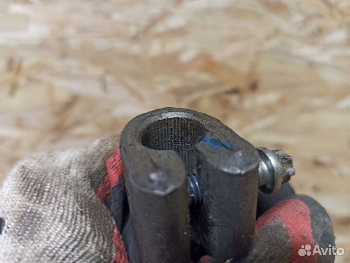 Кардан рулевой Opel Zafira B