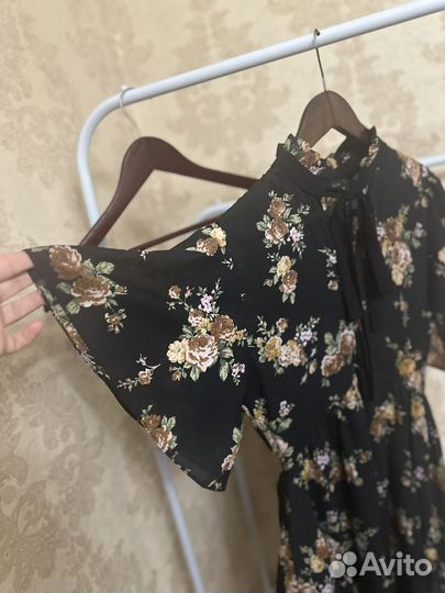 Платье женское