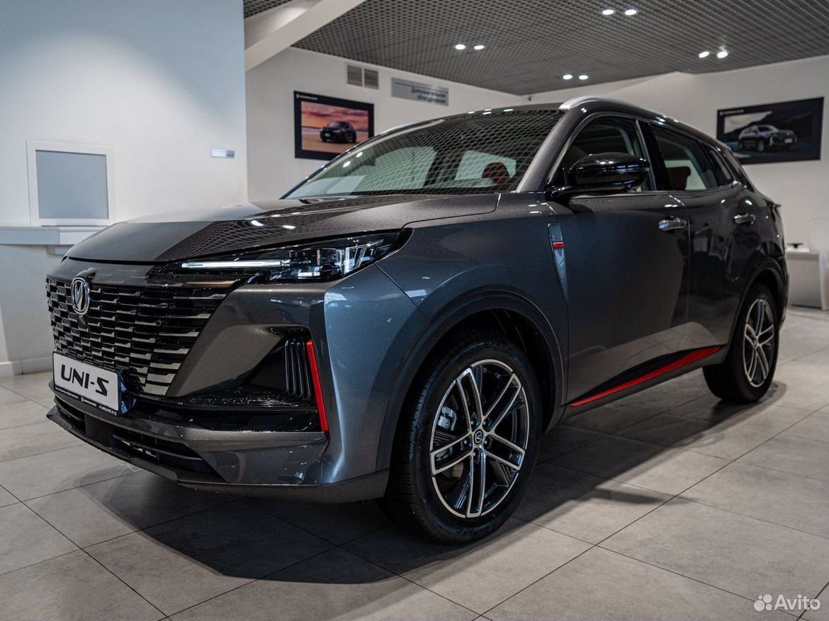 Changan UNI-S 1.5 AMT, 2025