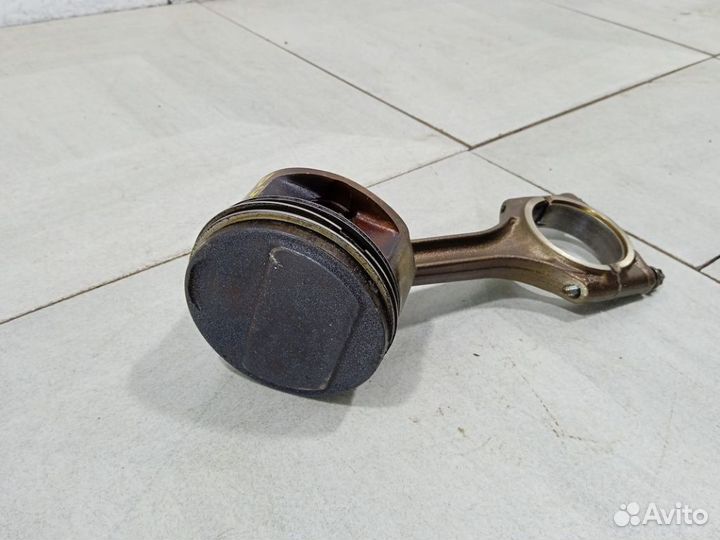 Поршень с шатуном Ауди