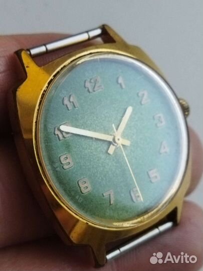 Часы луч позолоченные СССР тонкие 2209