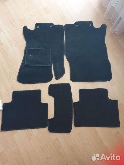 Ковролиновые коврики на Nissan qashqai
